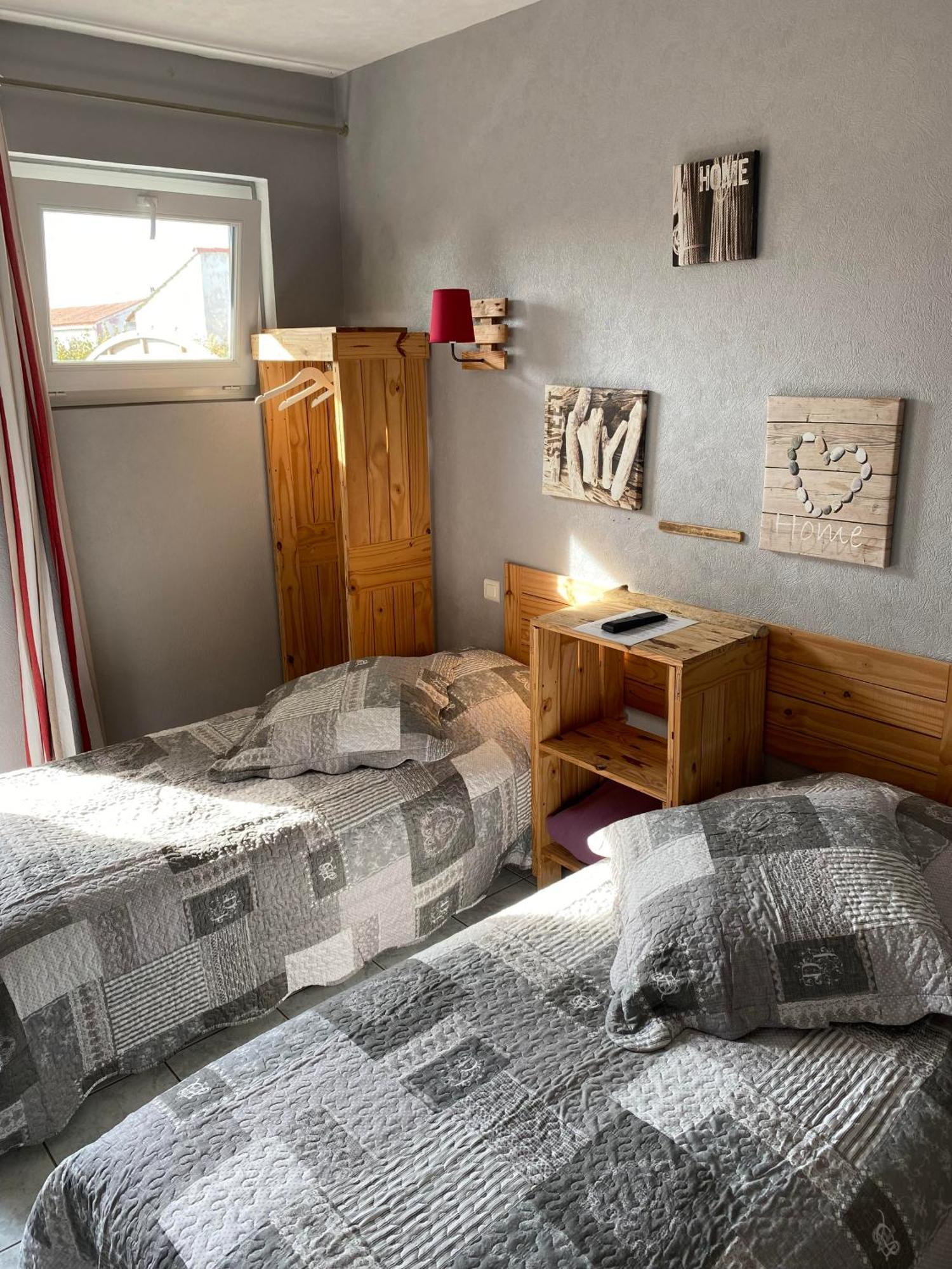 Comme une évidence maison d'hotes Saint-Vincent-sur-Jard Extérieur photo